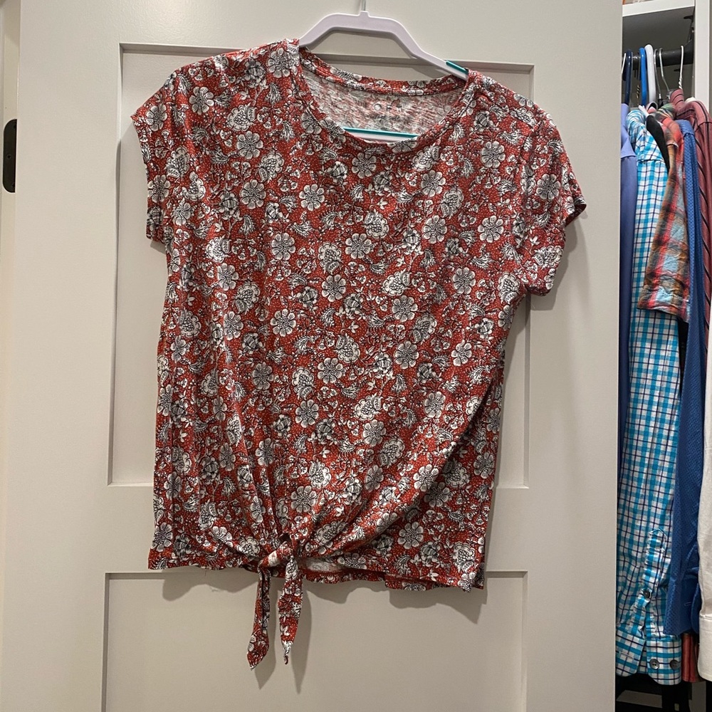 NWOT Loft Patterned Top